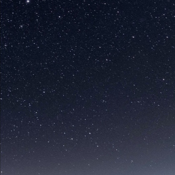 Meet your Posher, Stephanie - Picture 1 of 1